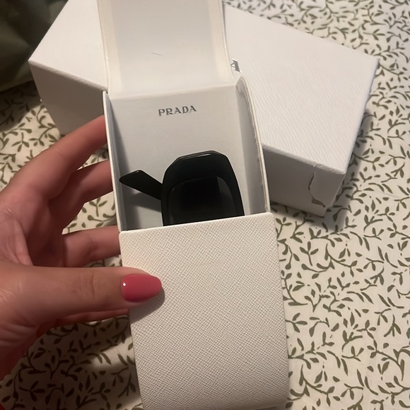 Prada Sculto Reo Irregular Rounded Sunglasses - Picture 8 of 8